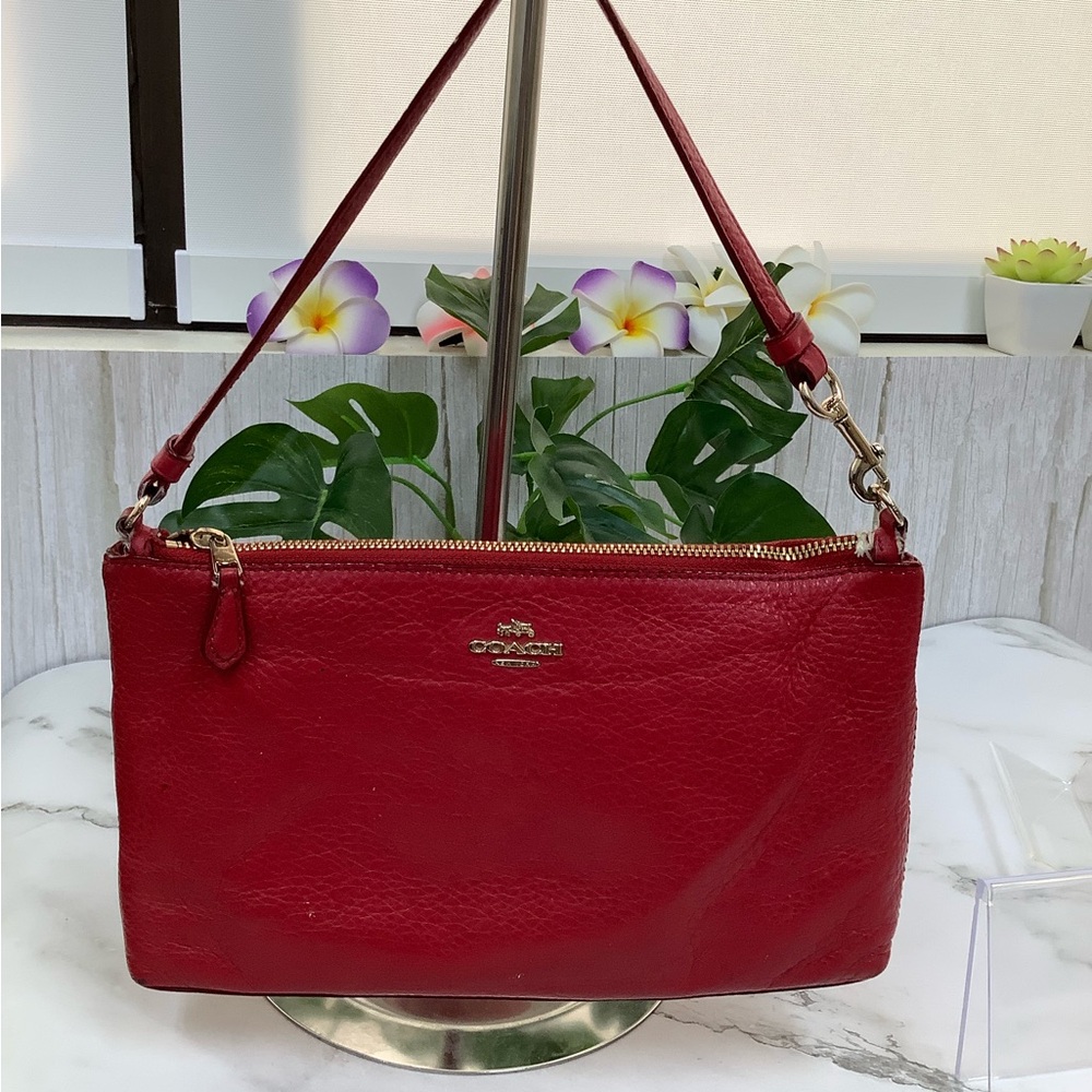 GUC Coach Red Pochette Leather Clutch - Picture 3 of 11